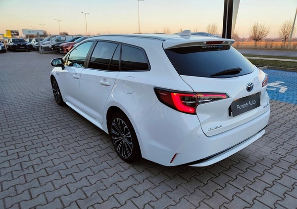 Toyota Corolla cena 87900 przebieg: 163910, rok produkcji 2020 z Chojnów małe 211